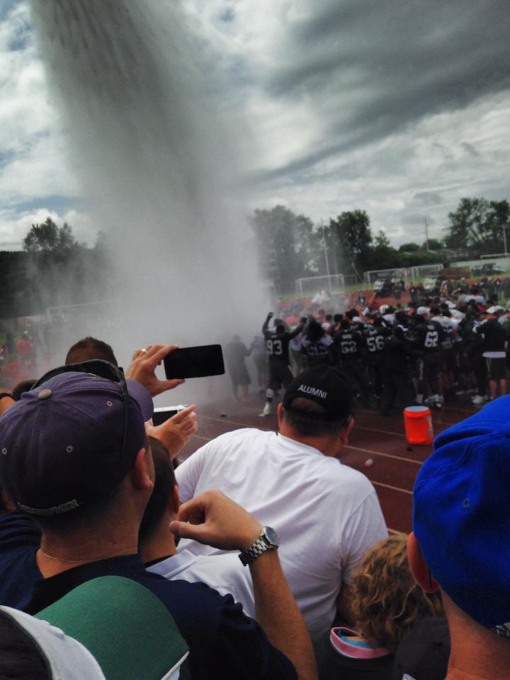 The New York Jets partake in the Ice Bucket Challenge to end their time in Cortland